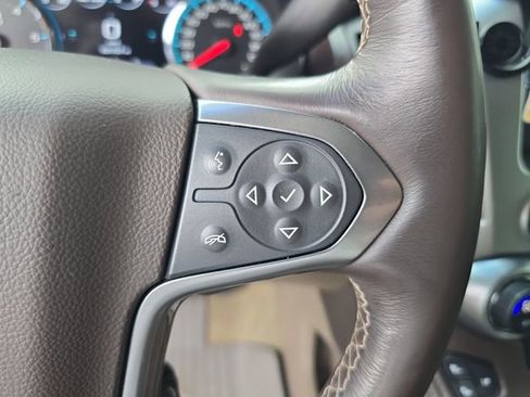 Certified 2017 Chevrolet Suburban Premier AWD/4WD image 22