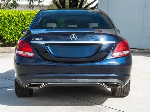 Used 2017 Mercedes-Benz C 300 Sedan image 8