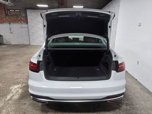 Used 2022 Audi A4 2.0T Premium image 41
