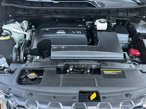 Used 2024 Nissan Murano SV w/ SV Midnight Edition Package FWD image 18