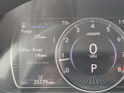 Used 2023 Lexus ES 350 w/ Accessory Package (Z2) image 11