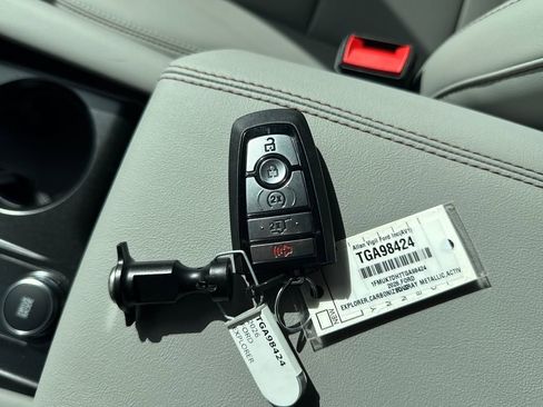 New 2026 Ford Explorer Active w/ Active Comfort Package image 16