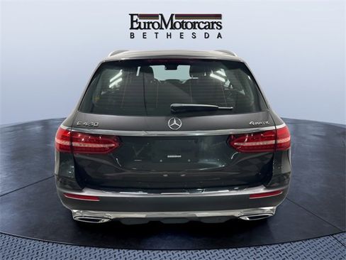 Used 2021 Mercedes-Benz E 450 4MATIC All-Terrain Wagon image 4