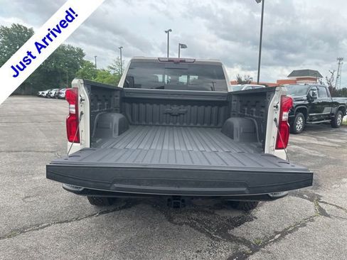 New 2026 Chevrolet Silverado 1500 ZR2 w/ Dark Appearance Package AWD/4WD image 29