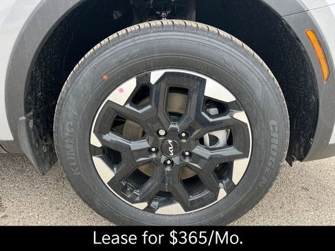 New 2026 Kia Sorento S image 11