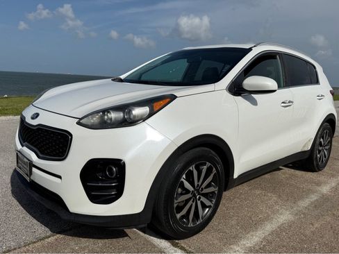 Used 2017 Kia Sportage EX FWD image 1