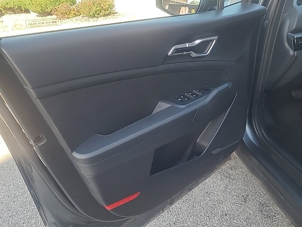 Certified 2026 Kia Sportage S AWD/4WD image 11