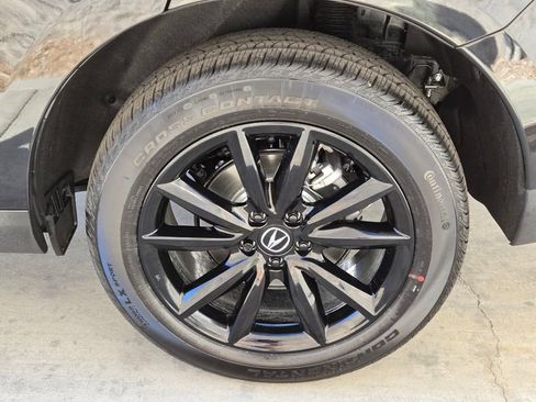 New 2025 Acura RDX SH-AWD image 9