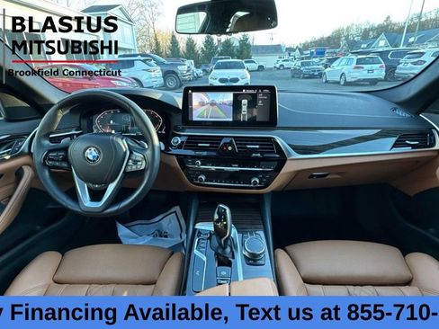 Used 2023 BMW 530i xDrive w/ Convenience Package image 16