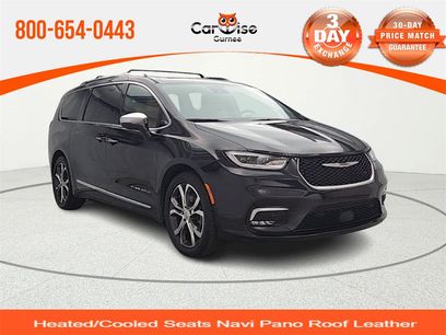 Used 2022 Chrysler Pacifica Pinnacle