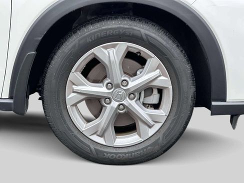 Certified 2024 Honda HR-V LX image 6