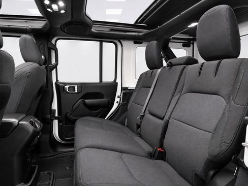 Used 2023 Jeep Wrangler Unlimited w/ Sun & Screen Package AWD/4WD image 25
