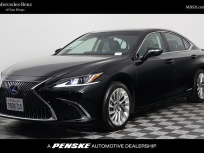 Used 2021 Lexus ES 300h w/ Accessory Package