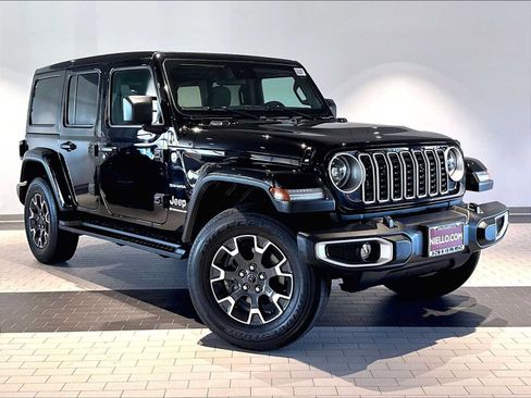 Used 2024 Jeep Wrangler Unlimited Sahara w/ Safety Group AWD/4WD image 12