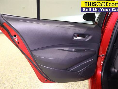 Used 2021 Toyota Corolla LE FWD image 29