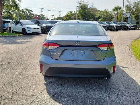 New 2026 Toyota Corolla LE FWD image 5