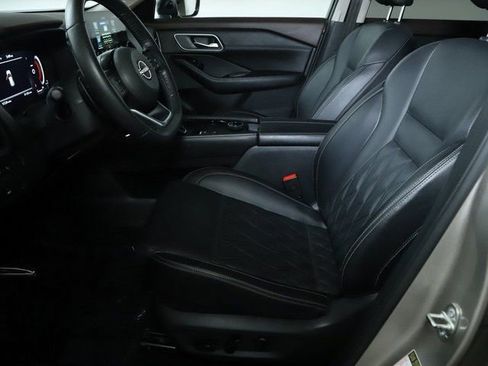 Used 2022 Nissan Rogue Platinum w/ Head-Up Display Package image 19