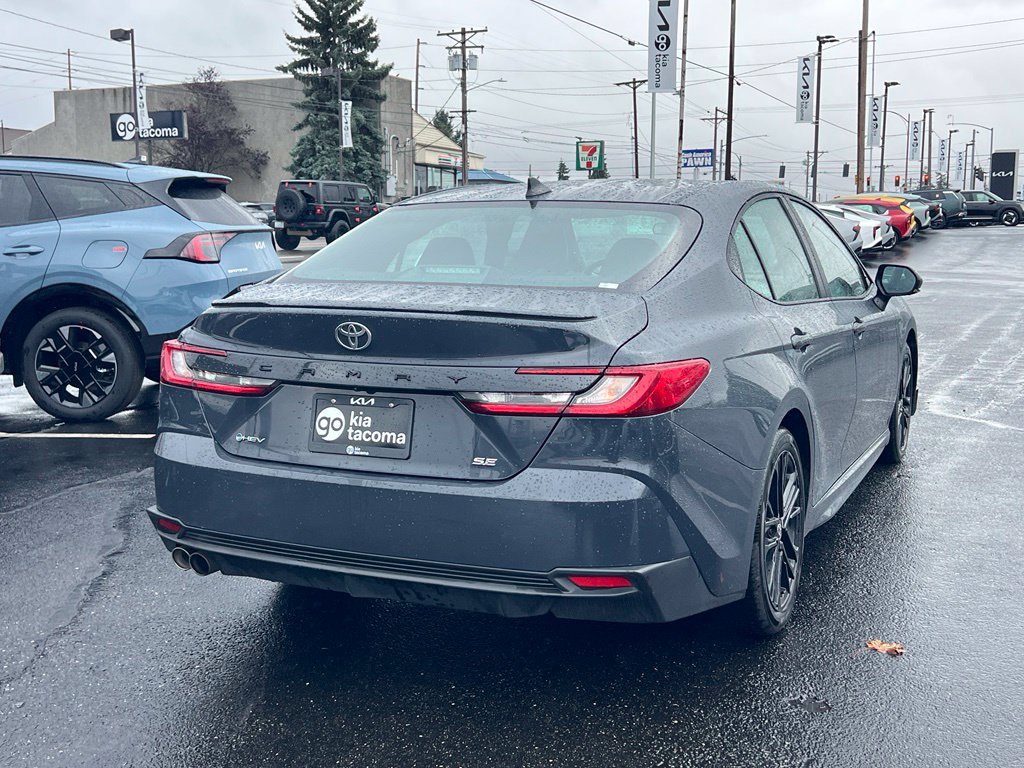 Used 2025 Toyota Camry SE FWD image 7
