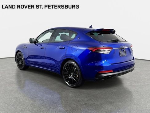 Used 2022 Maserati Levante Modena image 7