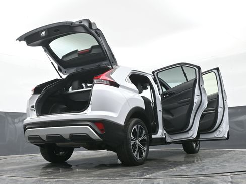 Used 2022 Mitsubishi Eclipse Cross SEL AWD/4WD image 48