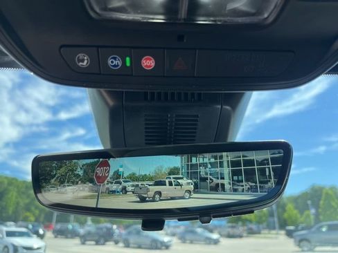 New 2026 Chevrolet Equinox LT w/ Convenience Package II FWD image 34