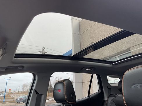 Used 2023 GMC Terrain AT4 w/ Infotainment Package II image 12