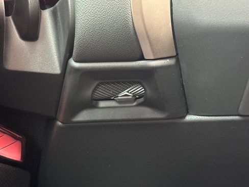 Used 2025 BMW X3 xDrive30i w/ Premium Package image 35