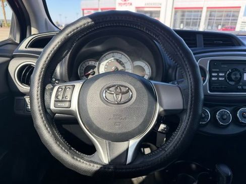 Used 2012 Toyota Yaris SE FWD image 18