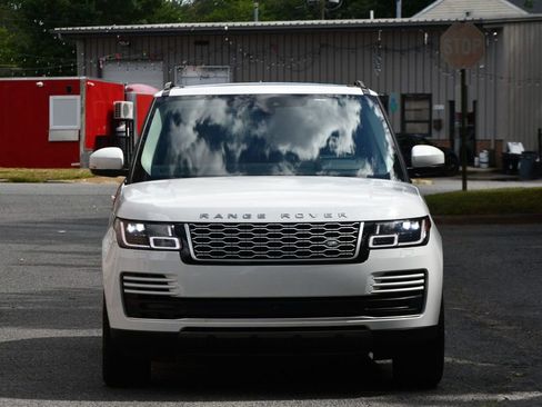 Used 2018 Land Rover Range Rover HSE image 2