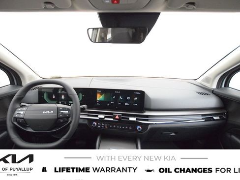 New 2026 Kia Sportage EX image 17