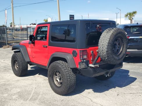 Used 2017 Jeep Wrangler Sport image 7