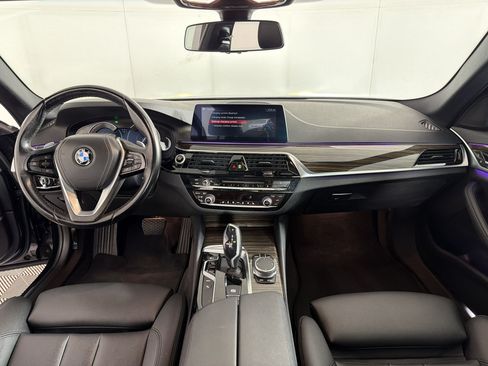 Used 2019 BMW 530e RWD image 15