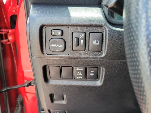 Used 2023 Toyota 4Runner TRD Off-Road Premium w/ Moonroof Package AWD/4WD image 28