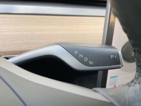 Used 2022 Tesla Model 3 Long Range image 16