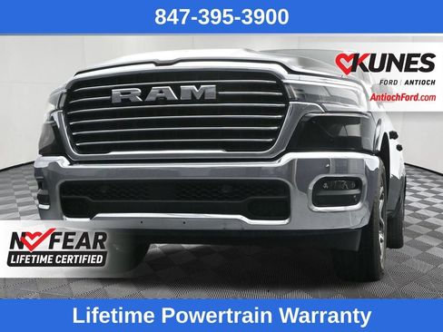 Used 2025 RAM 1500 Laramie AWD/4WD image 37
