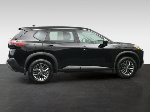 Used 2023 Nissan Rogue S AWD/4WD image 5
