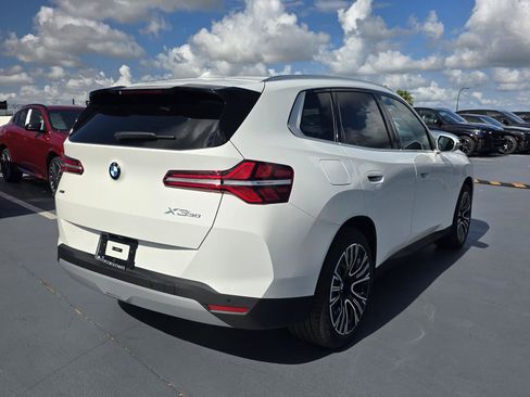 New 2026 BMW X3 xDrive30i w/ Premium Package AWD/4WD image 3