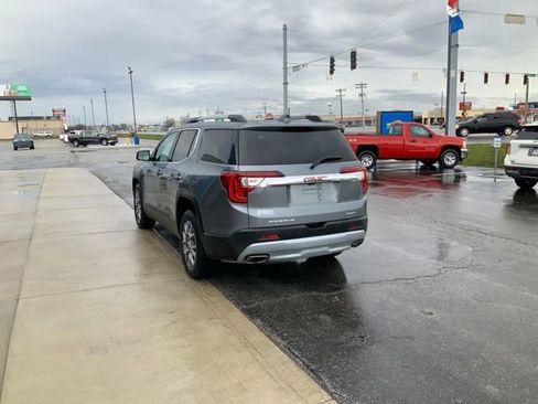 Used 2020 GMC Acadia SLT w/ Premium Package image 9