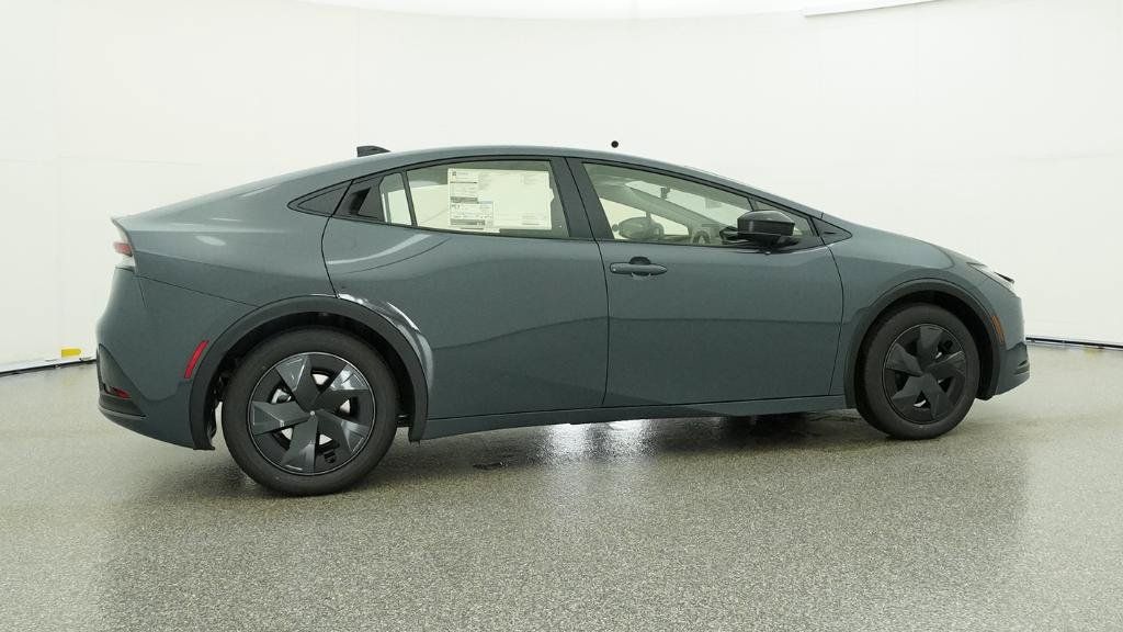 New 2026 Toyota Prius LE FWD image 29