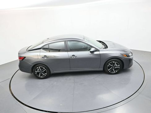 Used 2024 Nissan Sentra SV FWD image 30