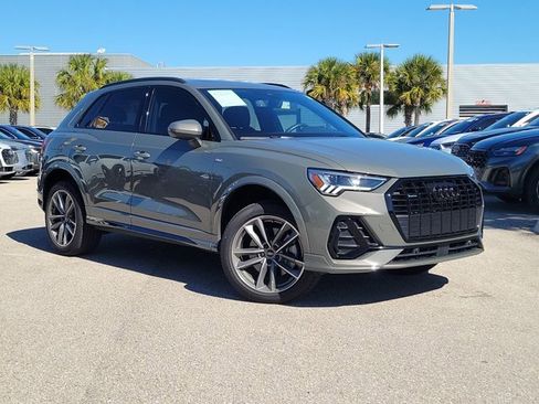 Certified 2025 Audi Q3 2.0T Premium w/ Convenience Package image 32