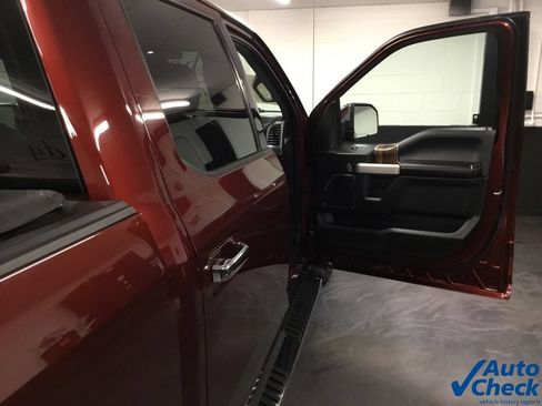 Used 2016 Ford F150 Lariat w/ Equipment Group 502A Luxury AWD/4WD image 41