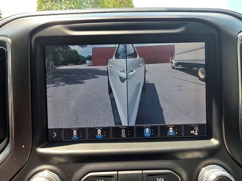 Used 2019 GMC Sierra 1500 AT4 w/ AT4 Premium Package AWD/4WD image 37