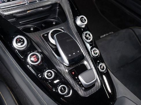 Used 2018 Mercedes-Benz AMG GT R image 20