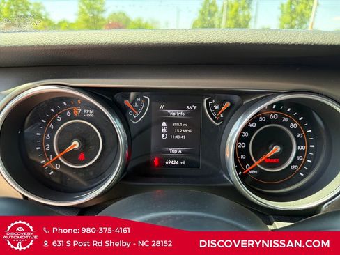 Used 2018 Jeep Wrangler Unlimited Sport S AWD/4WD image 23