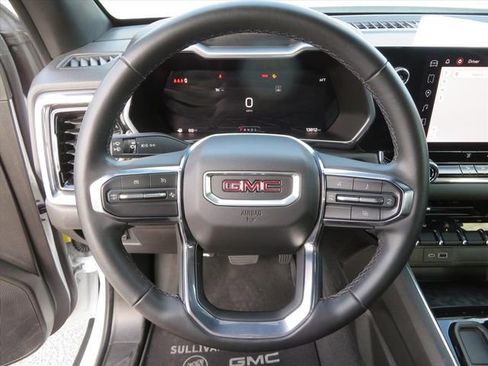 Used 2024 GMC Canyon Elevation w/ Trailering Package image 17