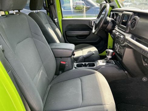 Used 2021 Jeep Wrangler Unlimited Sport AWD/4WD image 21