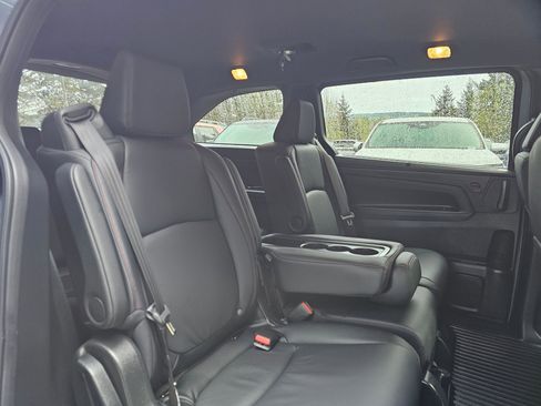 Used 2026 Honda Odyssey Sport-L image 12