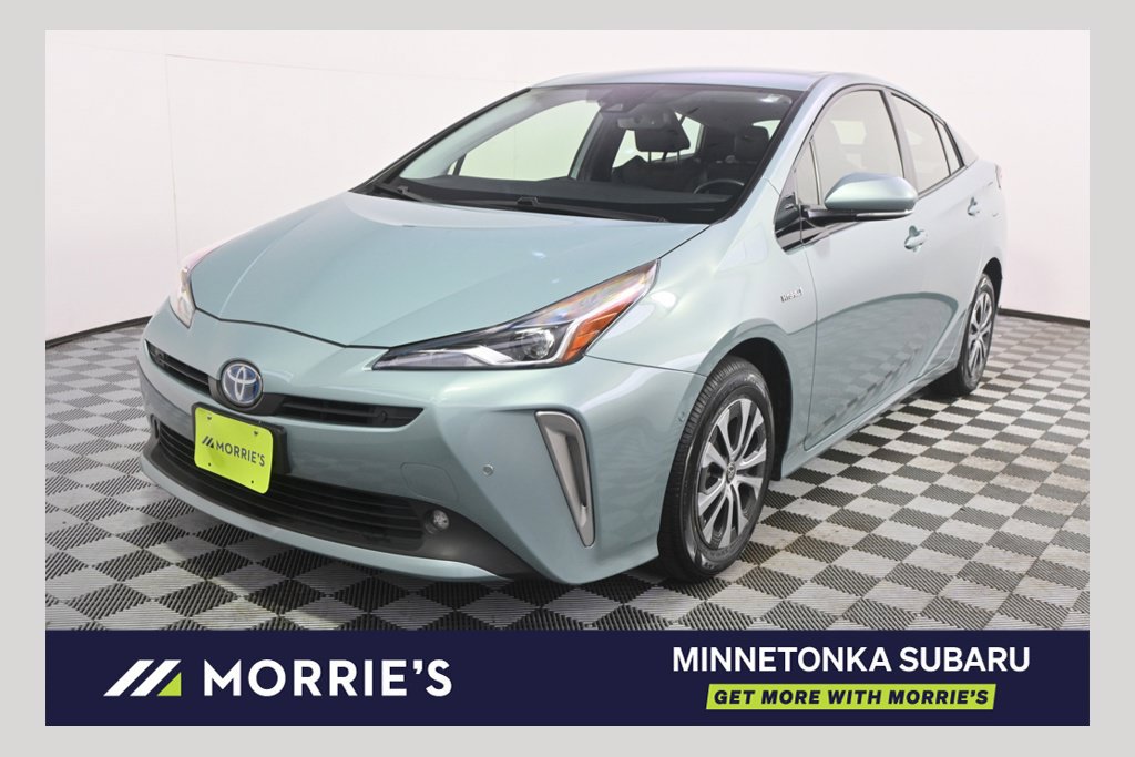 Used 2020 Toyota Prius XLE AWD/4WD image 1