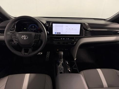 Used 2025 Toyota Camry SE w/ Multimedia Upgrade Package FWD image 25